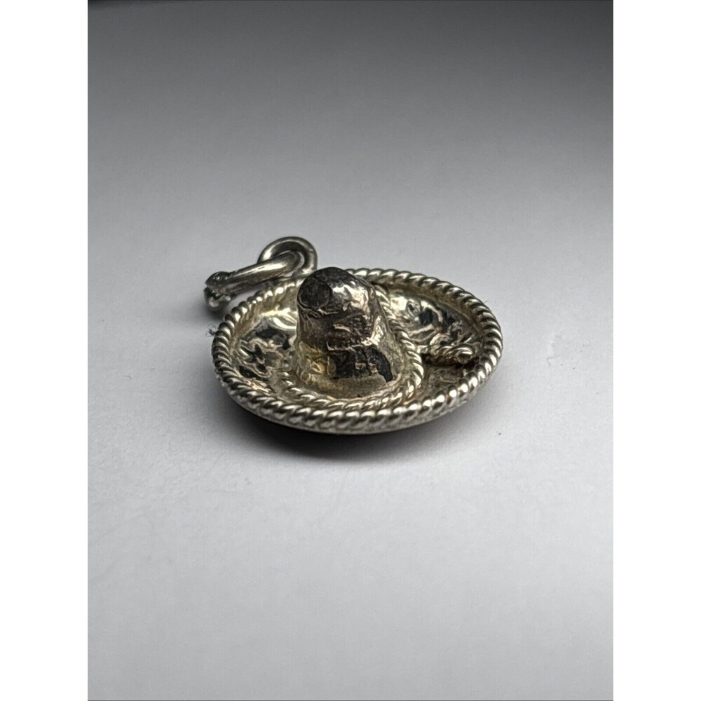 Vintage STERLING SILVER 925 Sombrero Hat Mexico CHARM Bracelet Pendant